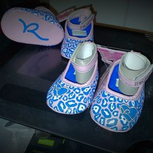 Infant Baby Girls (2) 3-6months Slip-on Crib Shoes